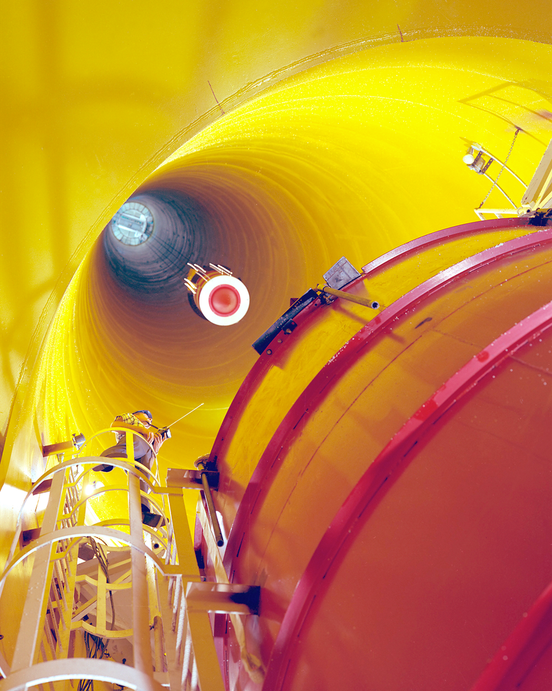 Illustration for article titled NASA's Zero Gravity Facility Looks too Space-Aged for Reality